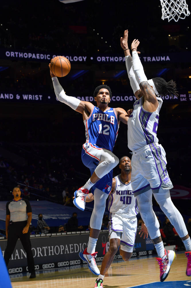 包含里程碑夜费城76人外线爆发；意甲赛后刷纪录；球迷炸锅；纪律约束更严格的词条